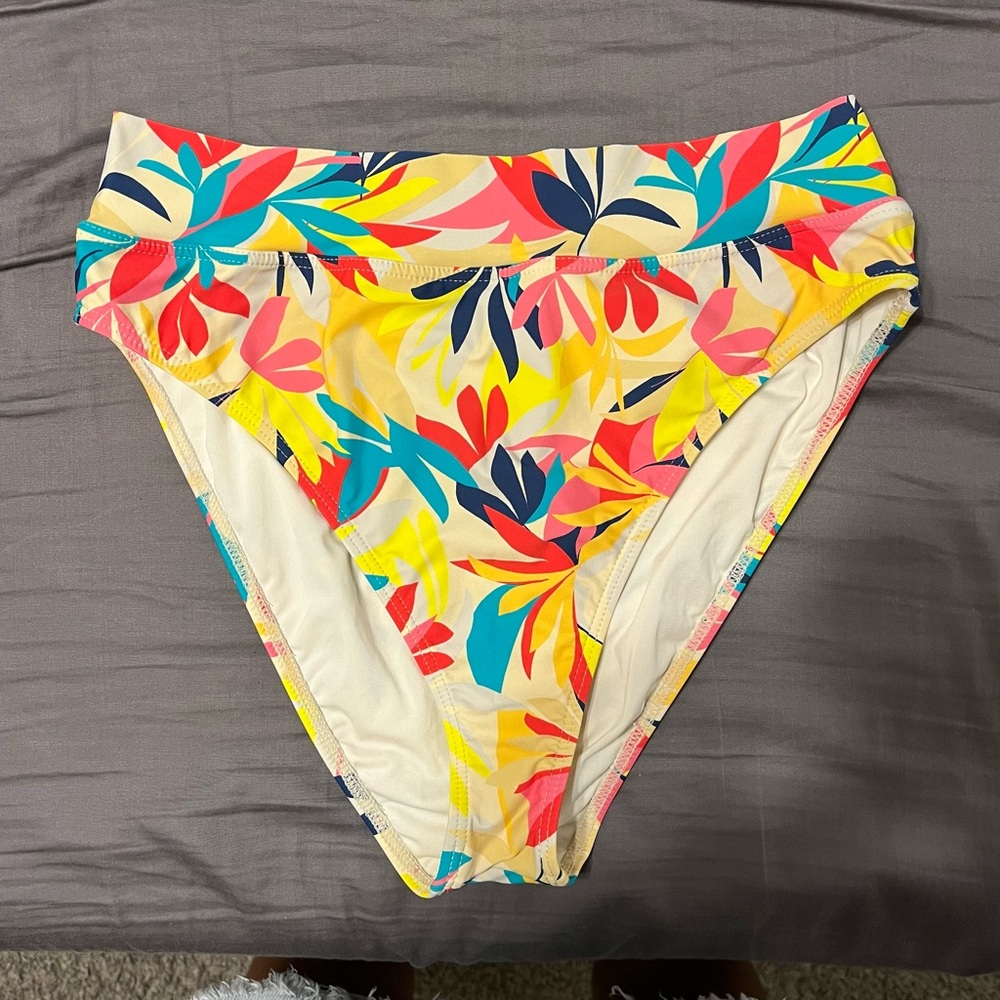 Bare Necessities bikini - Picture 2 of 8